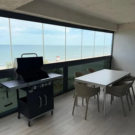 David's Sea View Daire Navodari